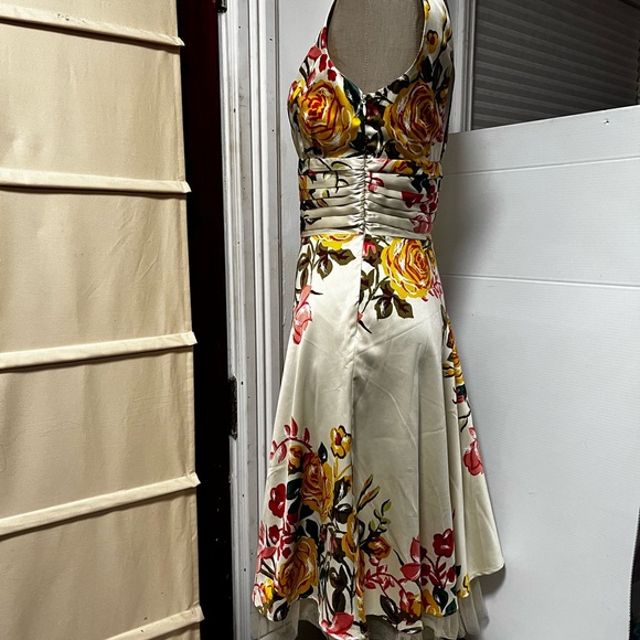 Forever 21 Red and Yellow Plunge Neck Sundress vintage retro 90’s - Picture 2 of 11